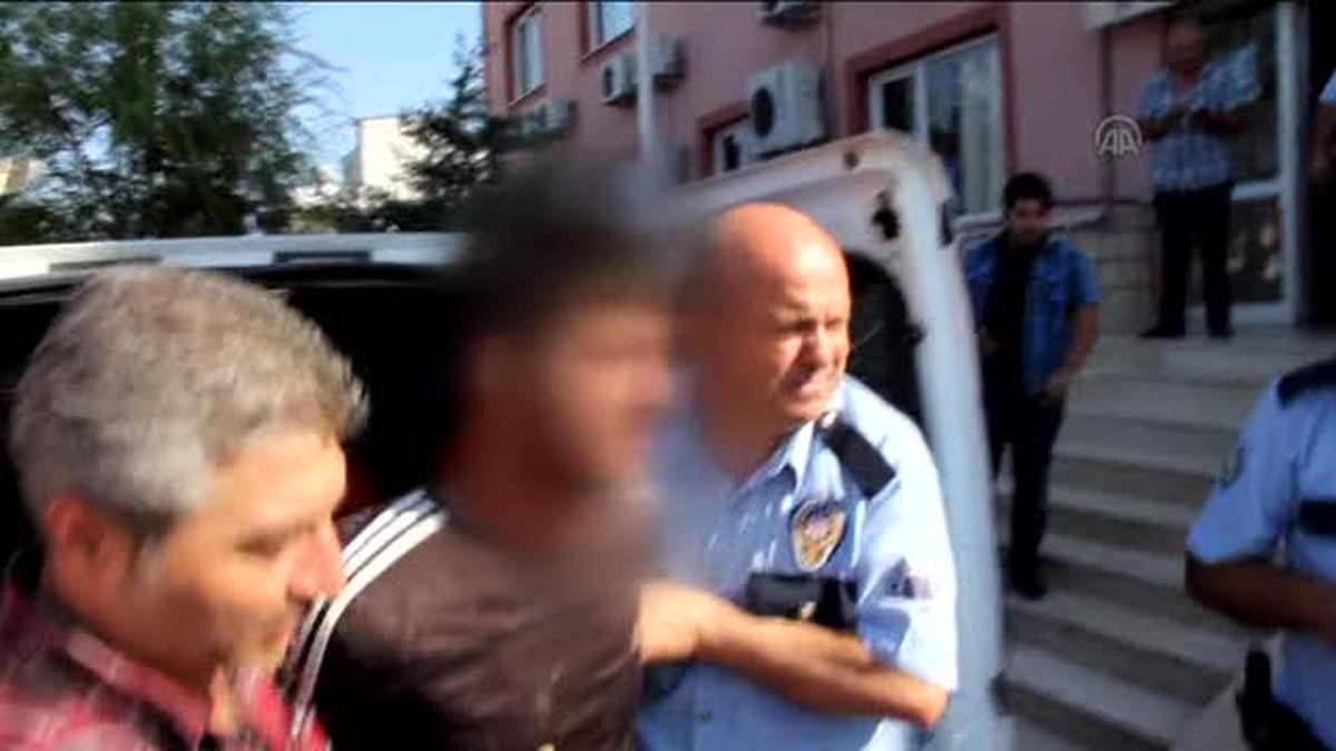 Silahlı kuyumcu soygunu girişimi: 1 yaralı -