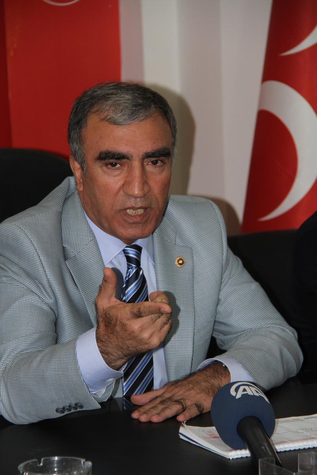 TBMM Genel Kurulu\'ndaki Kavga