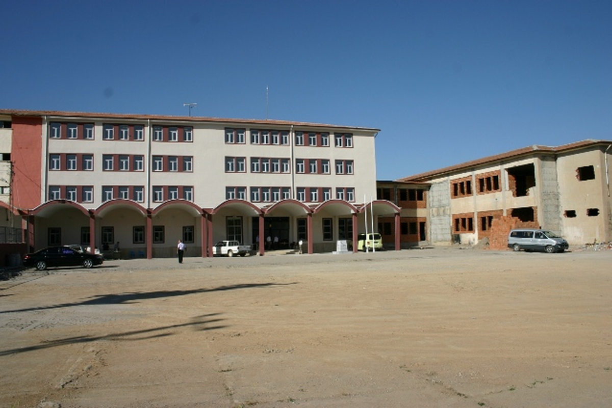 Tekel Binaları Satılıyor