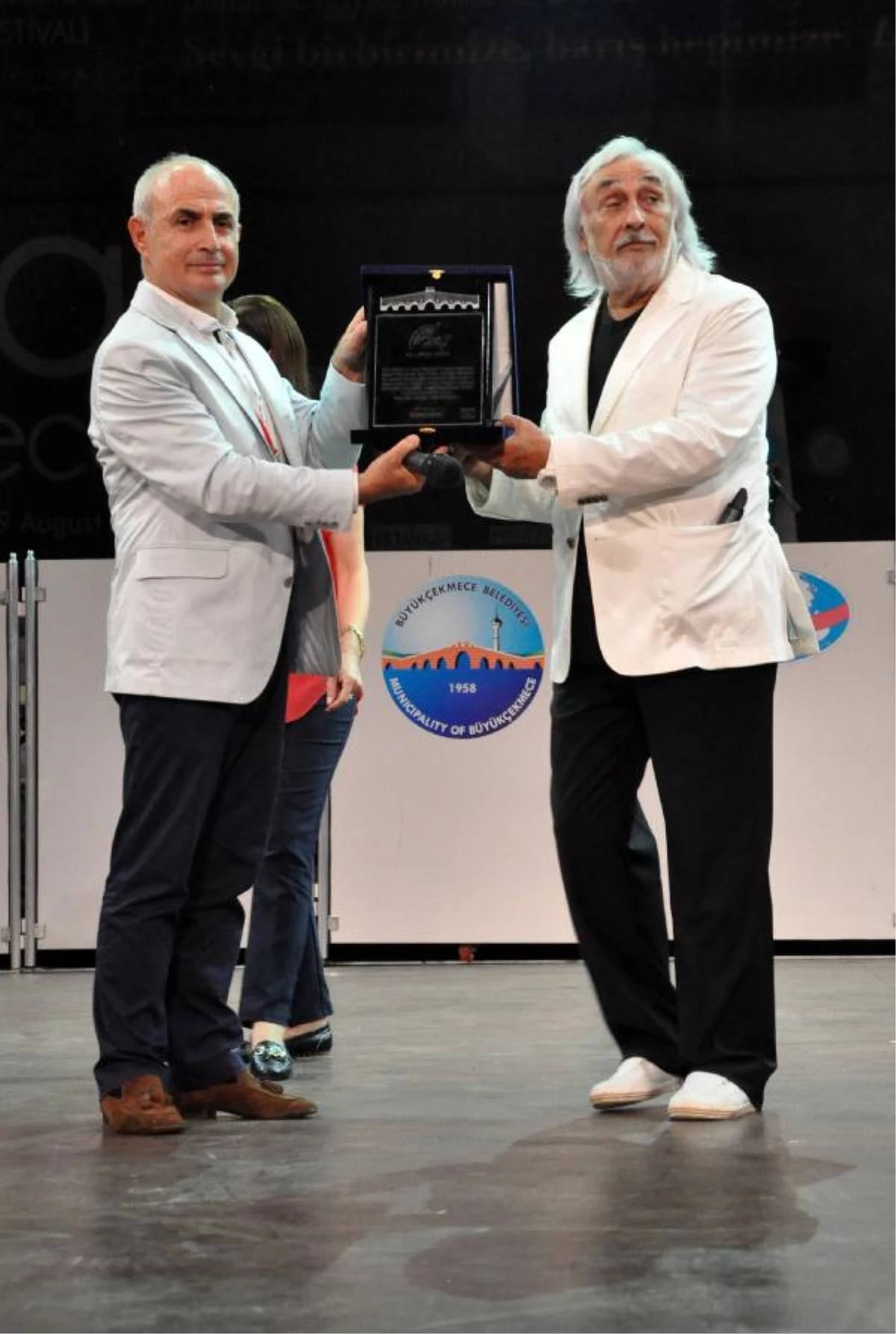 Türkan Şoray'a Yaşam Boyu Sevgi Ödülü