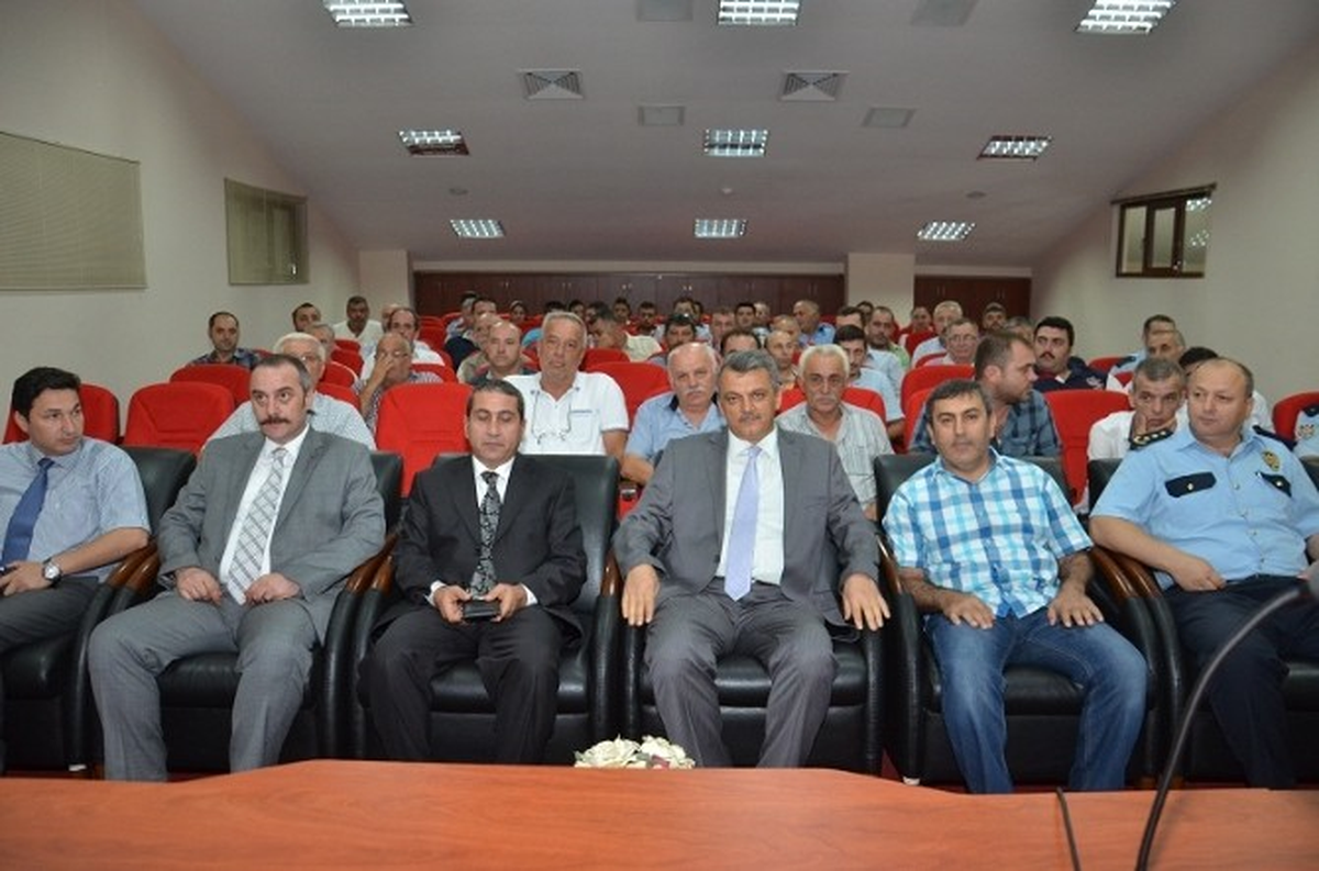 Uyuşturucu Madde Kullanımı ve Trafik\' Konulu Seminer İl Emniyet Müdürlüğü\'nde Gerçekleştirildi