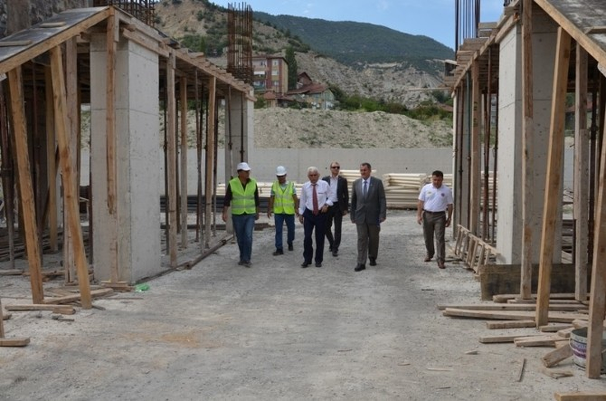 Vali Alimoğlu İnşaatı Devam Eden Yatırımları İnceledi