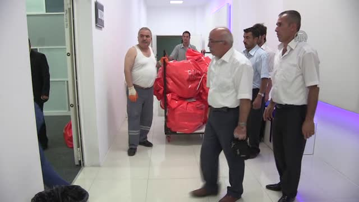 Yurtdışında Kullanılan Oylar Türkiye\'ye Getirildi