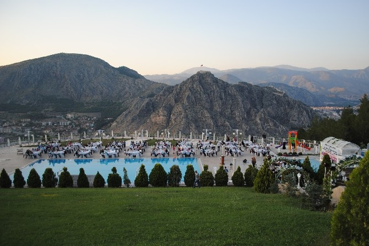 Amasya Belediyesi 50 Çocuğu Sünnet Ettirdi
