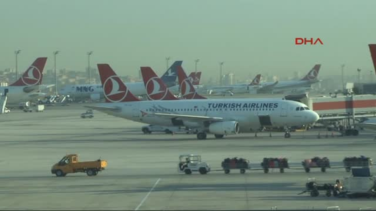 Atatürk Havalimanı\'nda "Biyometrik Otomatik Geçiş" Denemesi 15 Gün İçinde Başlıyor