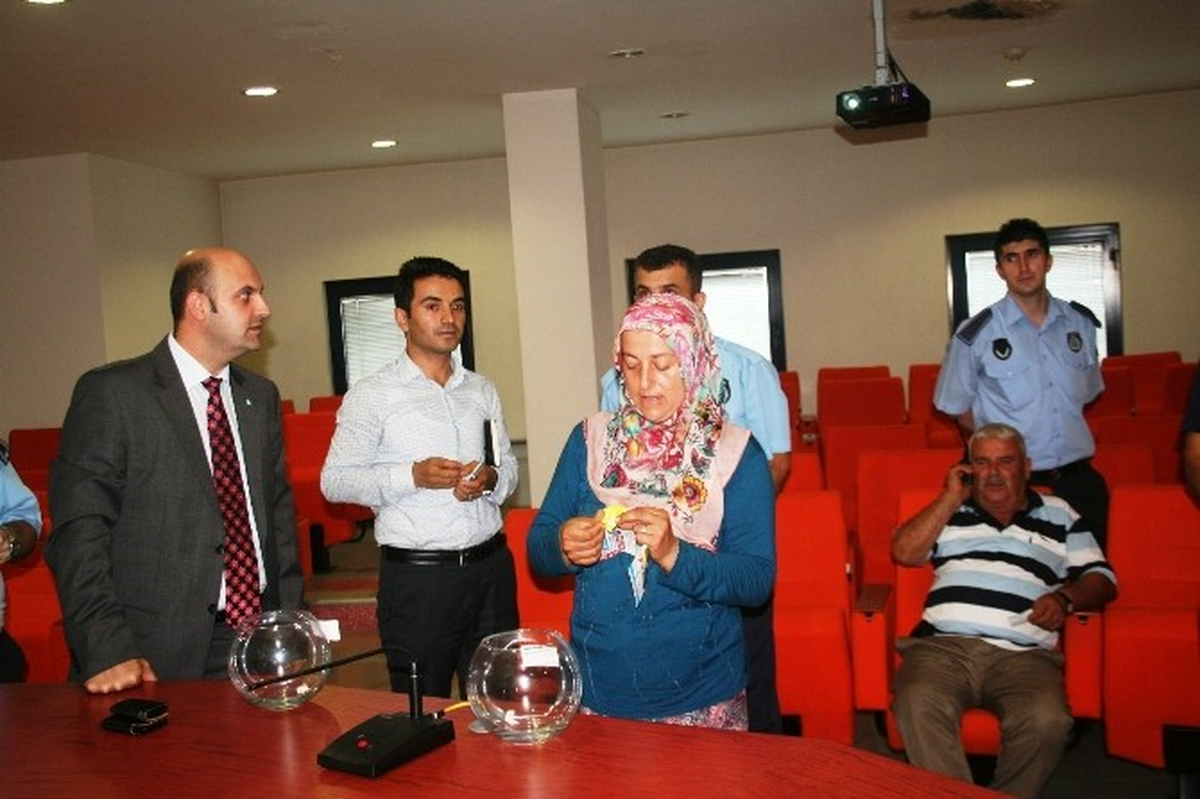 Ayazma Kapalı Pazar Açılıyor