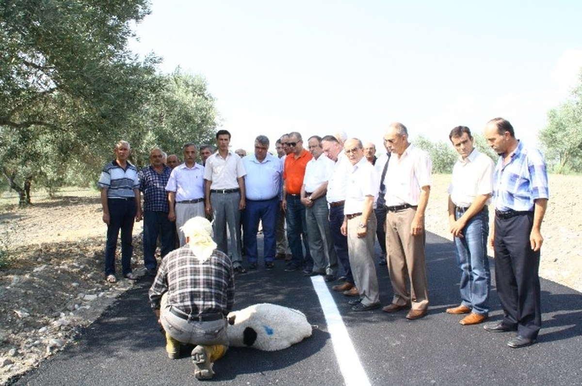 Ballıca ve Bünyani Osmaniye\'de Yol Sevinci