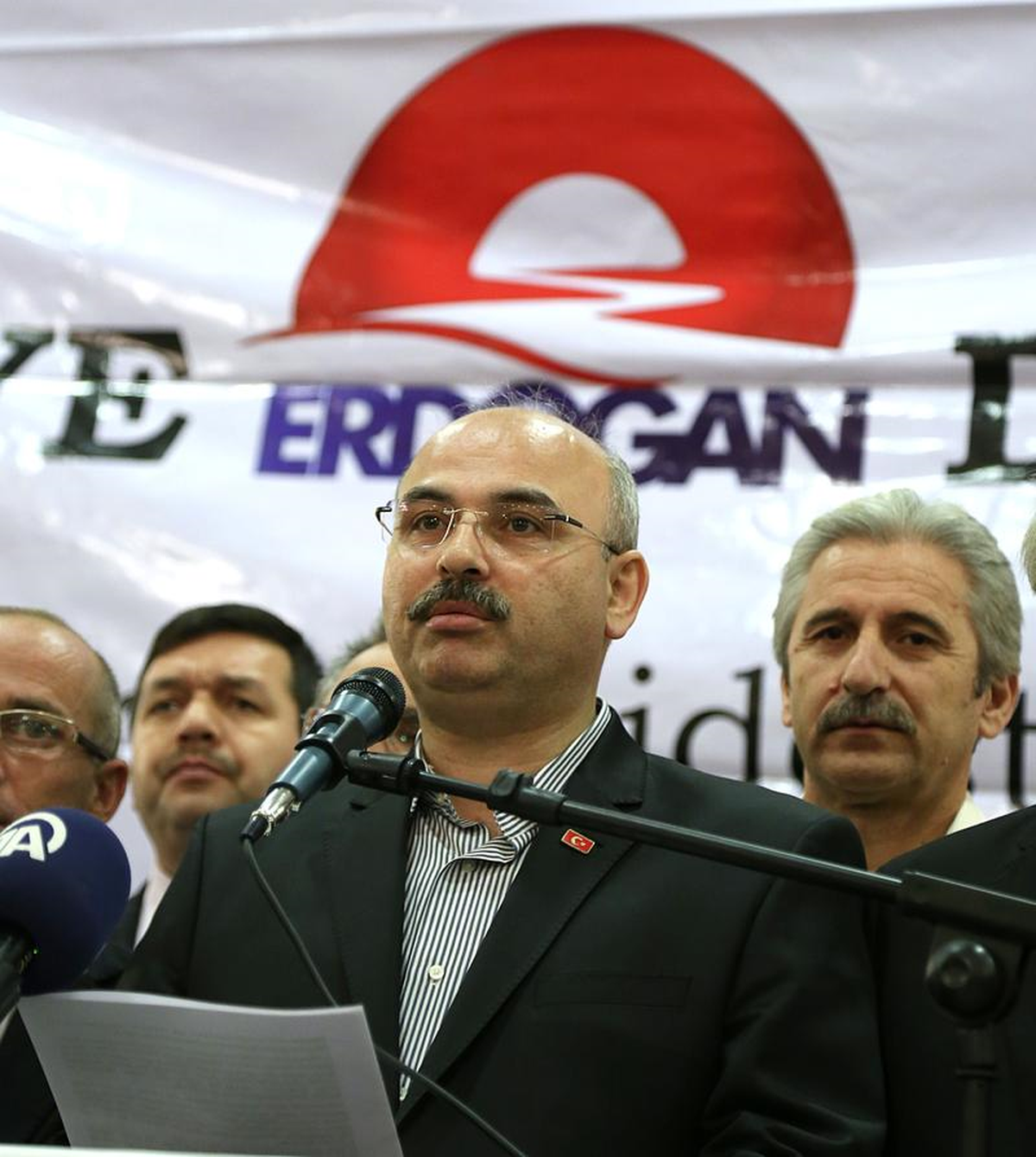Başbakan Erdoğan\'a 600 Stk\'dan Destek