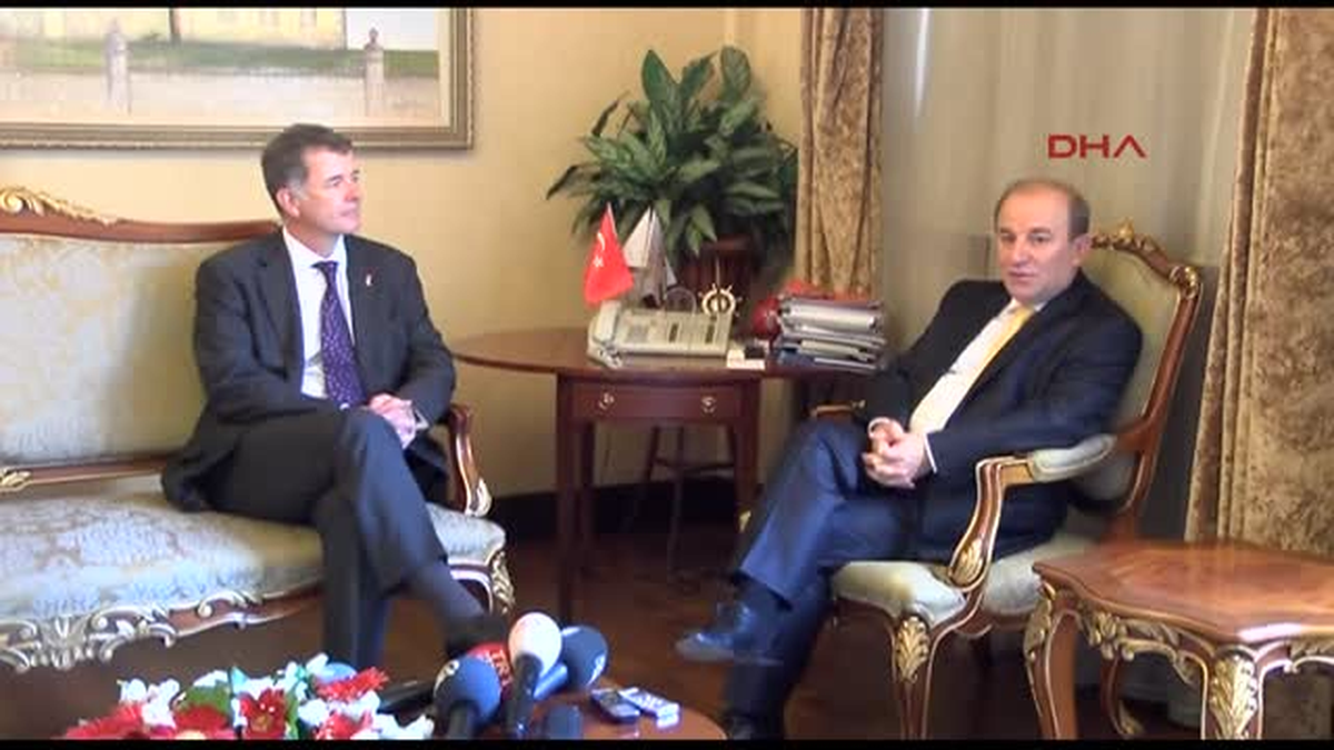 Büyükelçi Moore Seçimi Yakından Takip Ediyorum