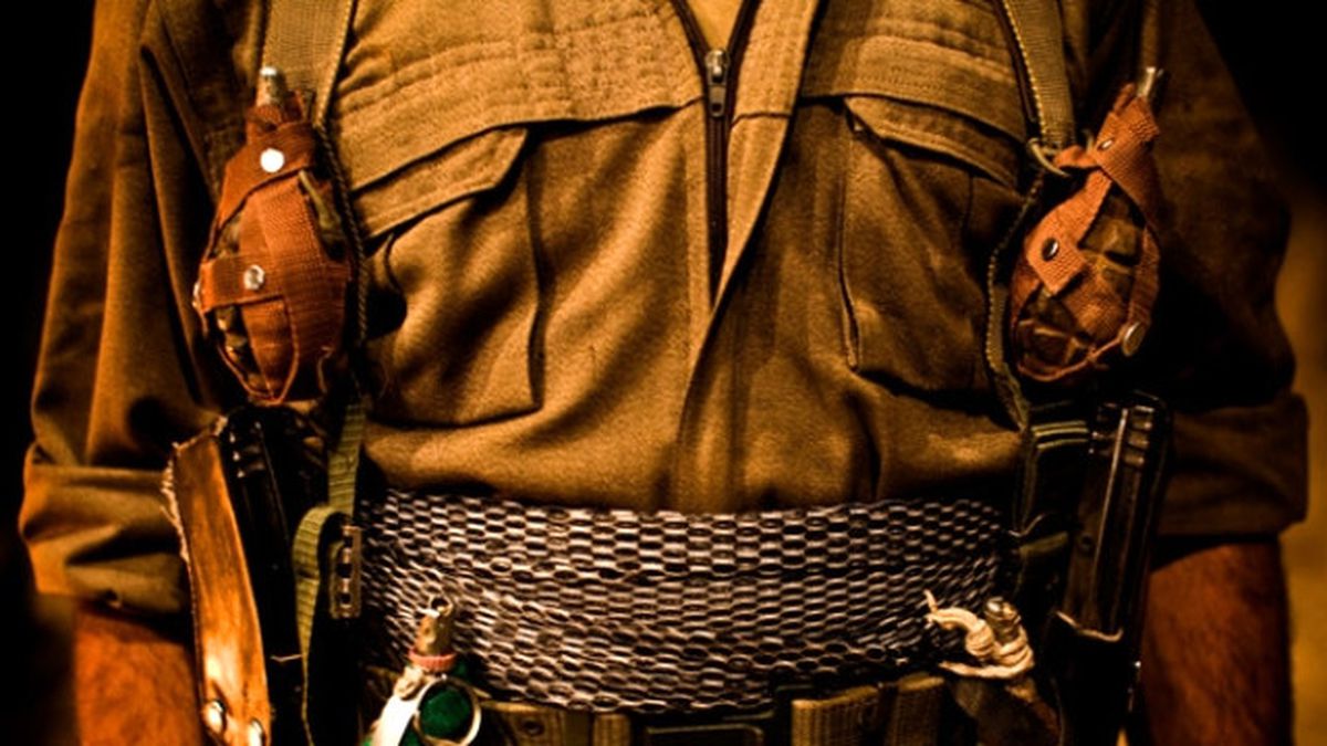 Çukurca\'da Bir Kadın PKK\'lı Teslim Oldu