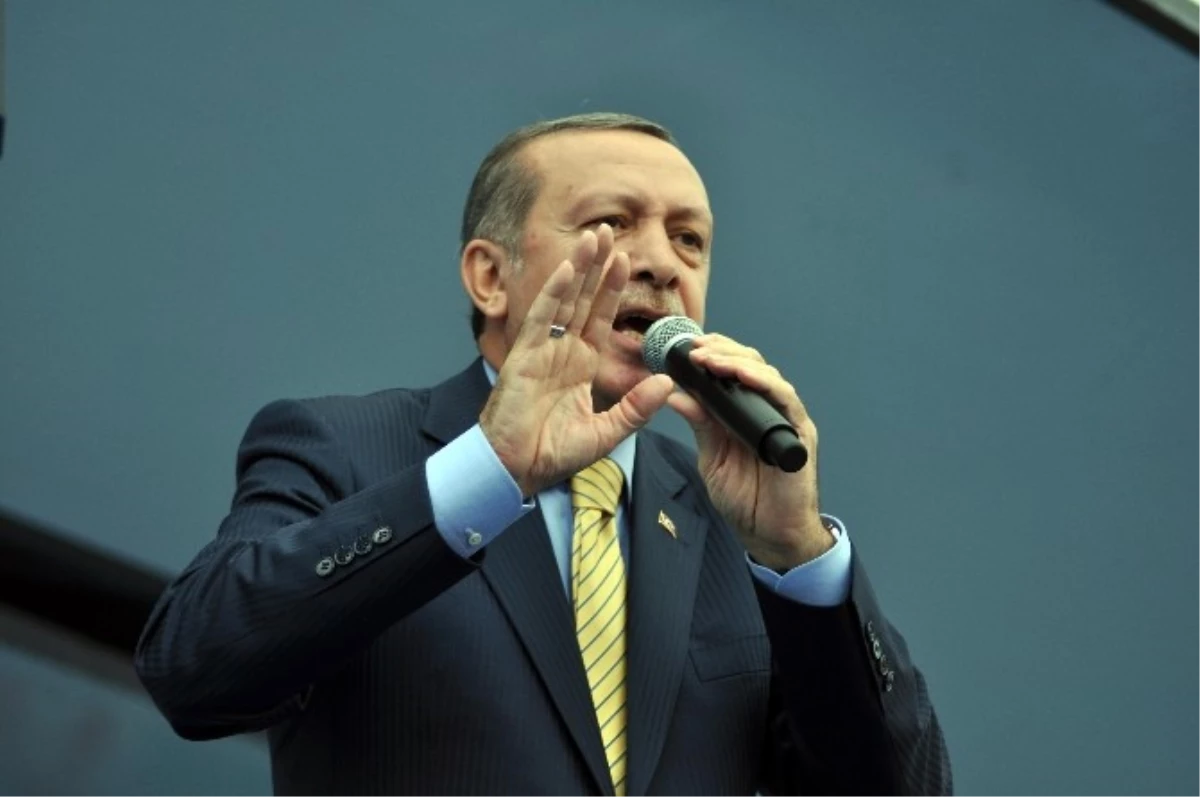 Erdoğan: Monşer Aday Dünyaya Değil Kendi Ülkesine de Fransız