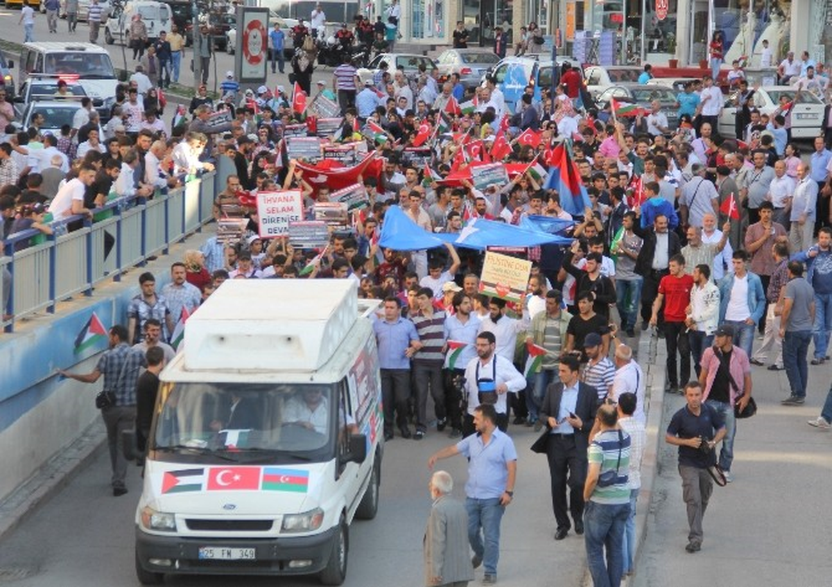 Erzurum, Filistin ve Doğu Türkistan İçin Yürüdü