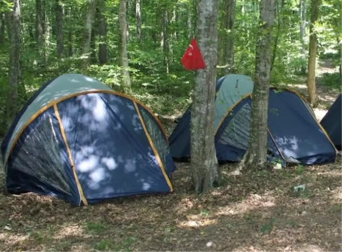 Eyüp Kemerburgaz\'da İzcilik Kampı Başlıyor