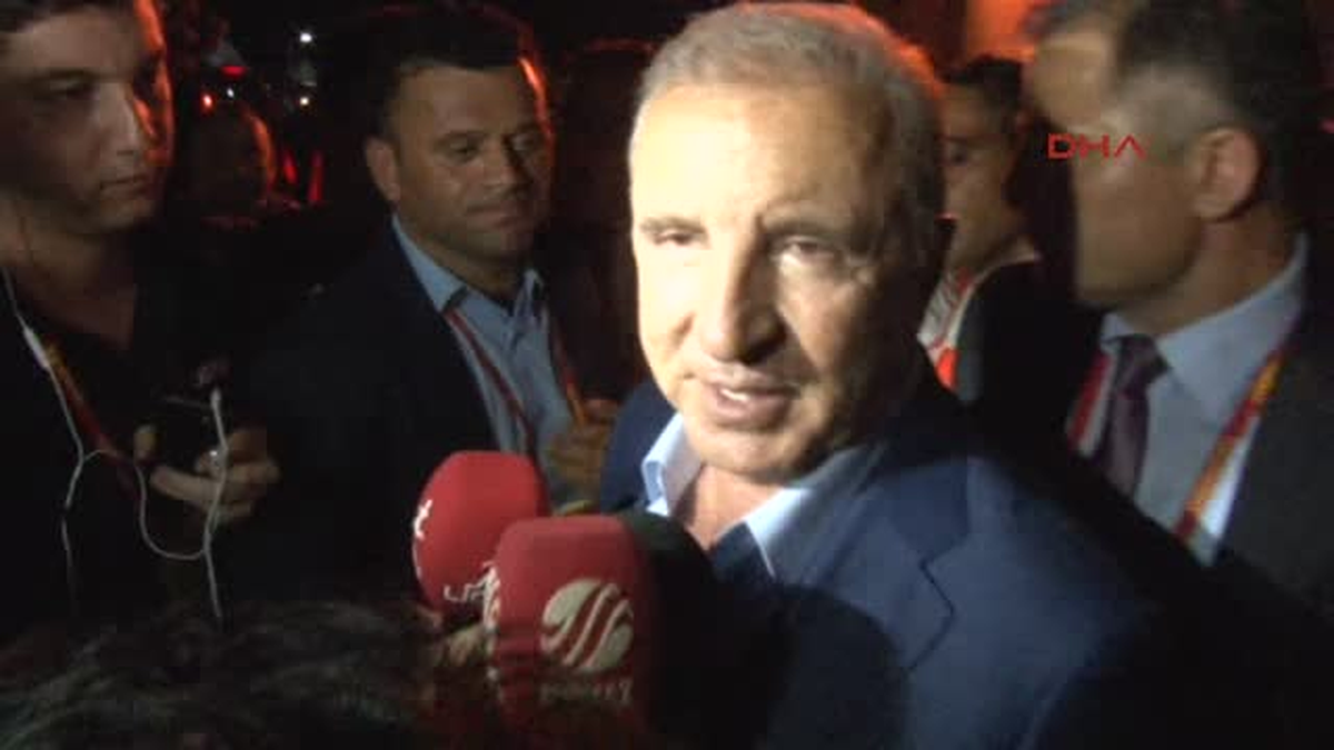 Galatasaray Başkanı Aysal Tarık Defteri Kapandı