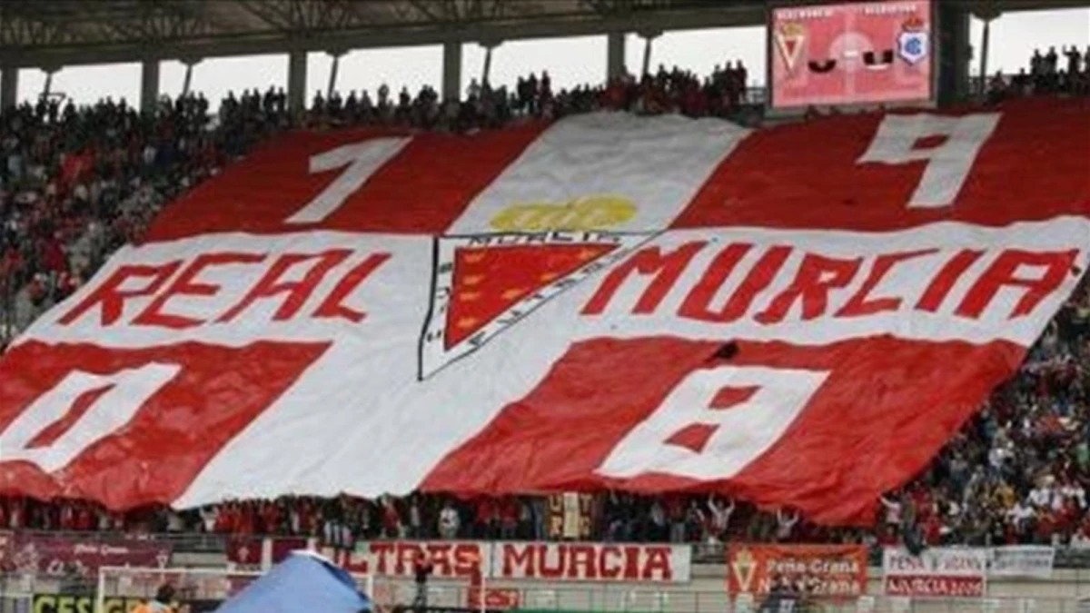 İspanya\'da Real Murcia Üçüncü Lige Düşürüldü