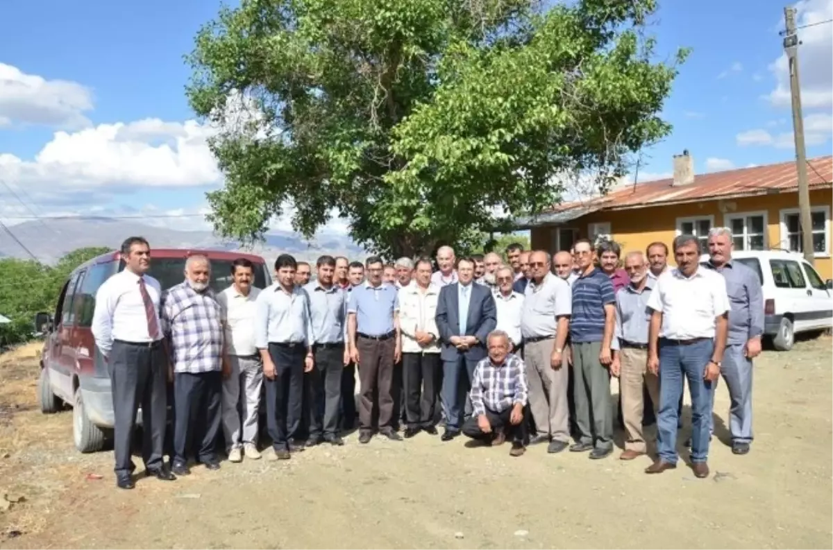 Kırsal Alanlarda Altyapı Çalışmaları Devam Ediyor