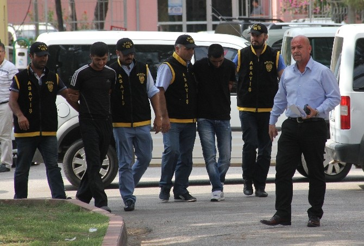 Kuyumcu Soyguncuları Polisten Kaçamadı