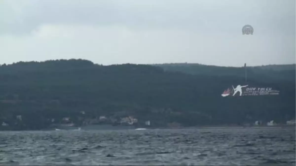 Rus gemisi Çanakkale Boğazı\'ndan geçti