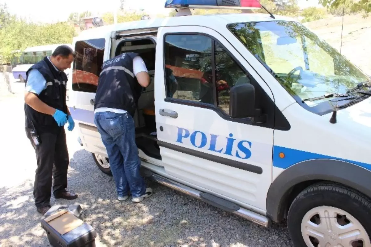 Sağlık Memuru, Dedesinin Silahını Temizlerken Kendini Vurdu