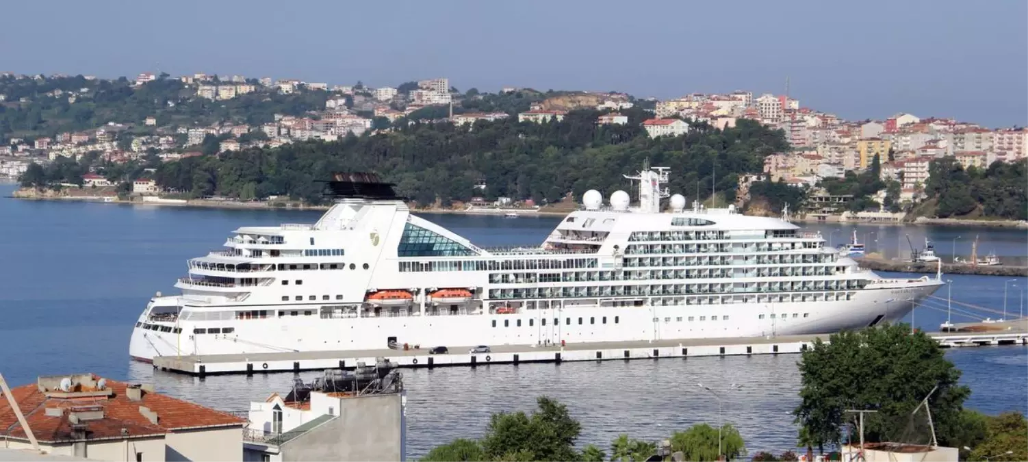 Seabourn Odyssey 467 Yolcusuyla Romanya\'dan Sinop\'a Geldi