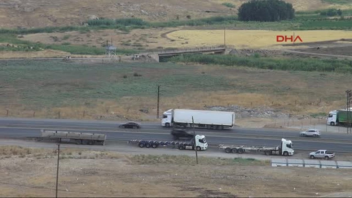 Şırnak\'tan Suriye\'nin Rojava Bölgesine Dönüş Sürüyor