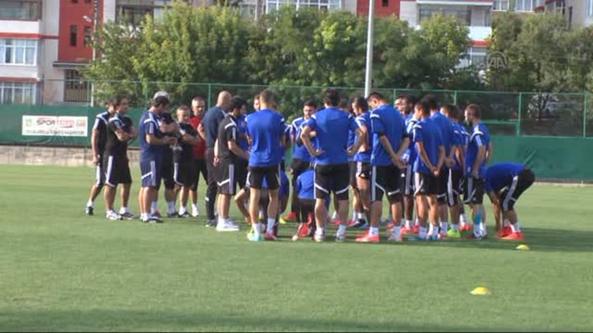Tff, Kardemir Karabükspor\'u Kutladı