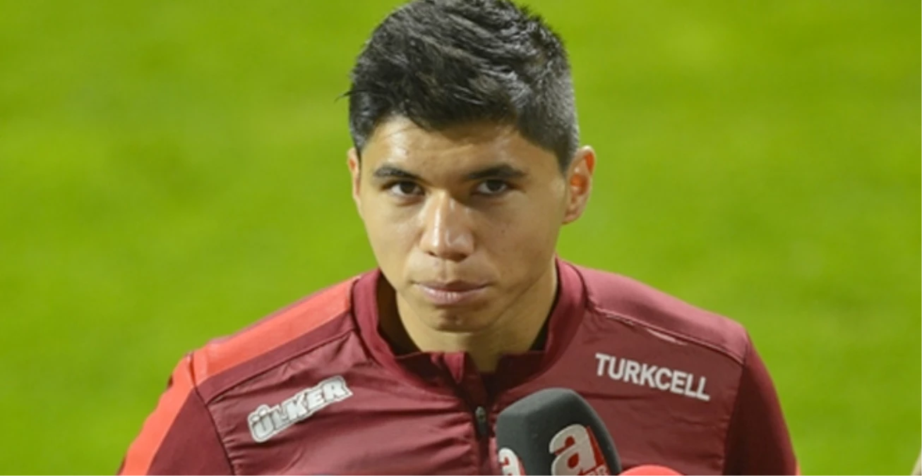 Trabzonspor, Karabüksporlu İshak Doğan\'ı Transfer Etti