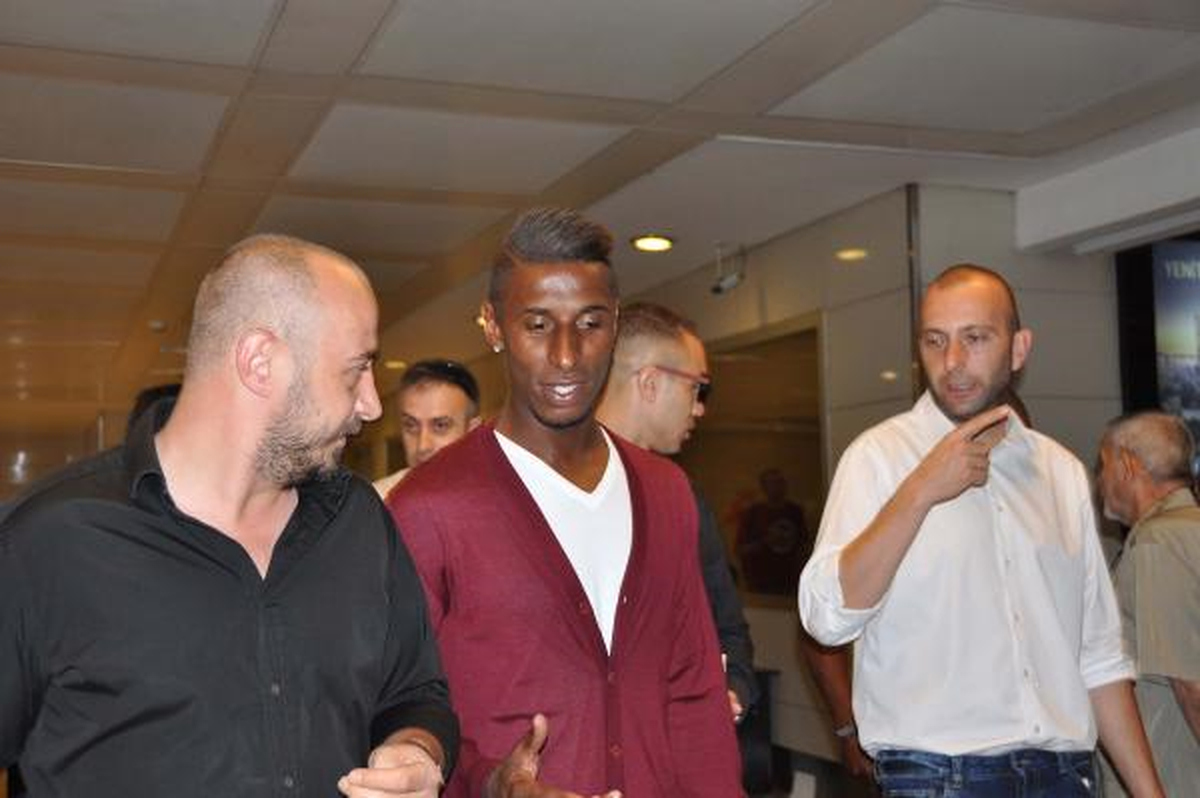 Trabzonspor\'un Anlaştığı Constant Geldi