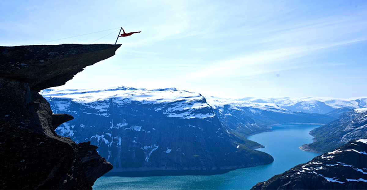 Uçurum Kenarında Ölümle Dans Etti
