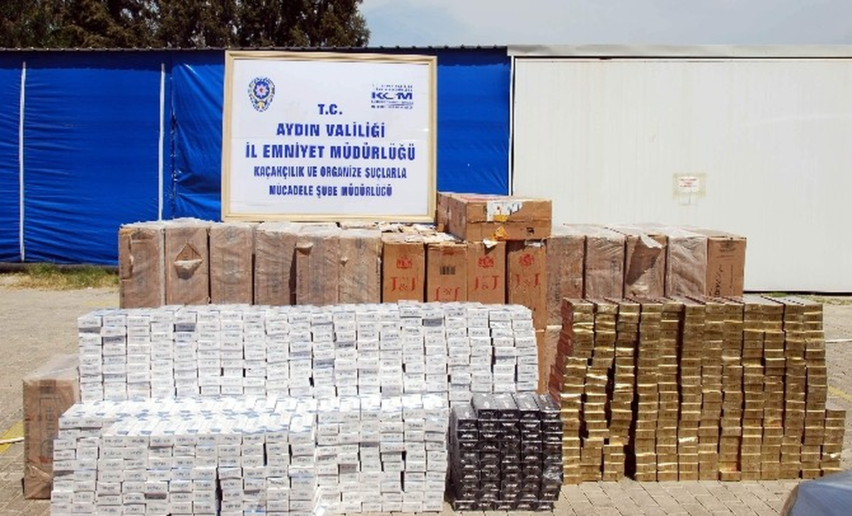 Aydın\'da 41 Bin Paket Kaçak Sigara Ele Geçirildi