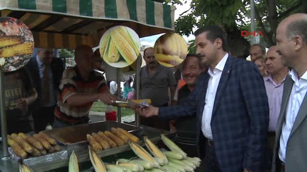 Bakan Çelik: Miting Yapmaktan Aciz Olanlara Türkiye\'nin Geleceğini Teslim Etmek Talihsizlik