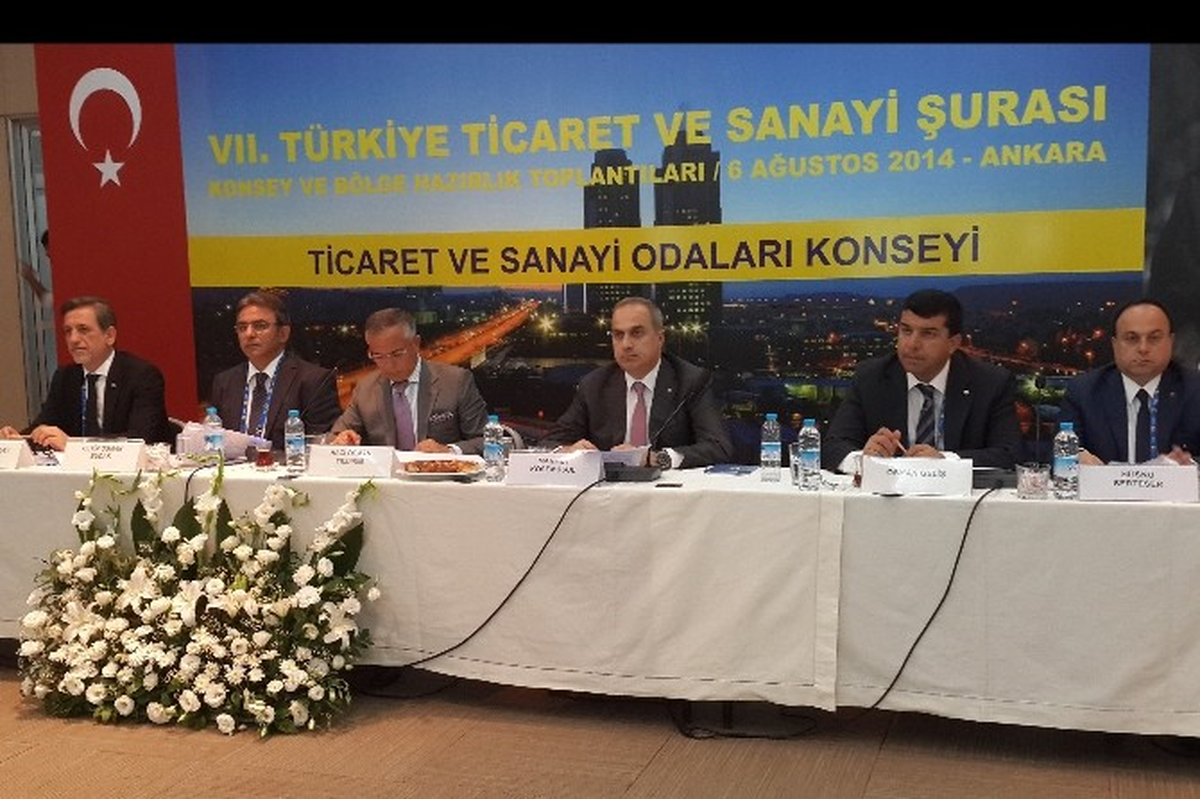 Başkan Kösemusul 7. Ticaret ve Sanayi Şurası\'nda Sakarya\'yı Anlattı