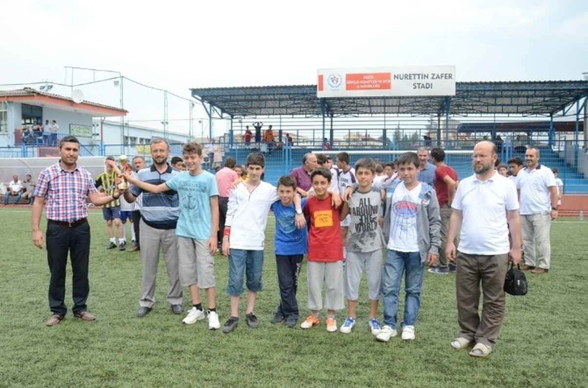 Camiler Arası Futbol Turnuvası Şampiyonları Belli Oldu