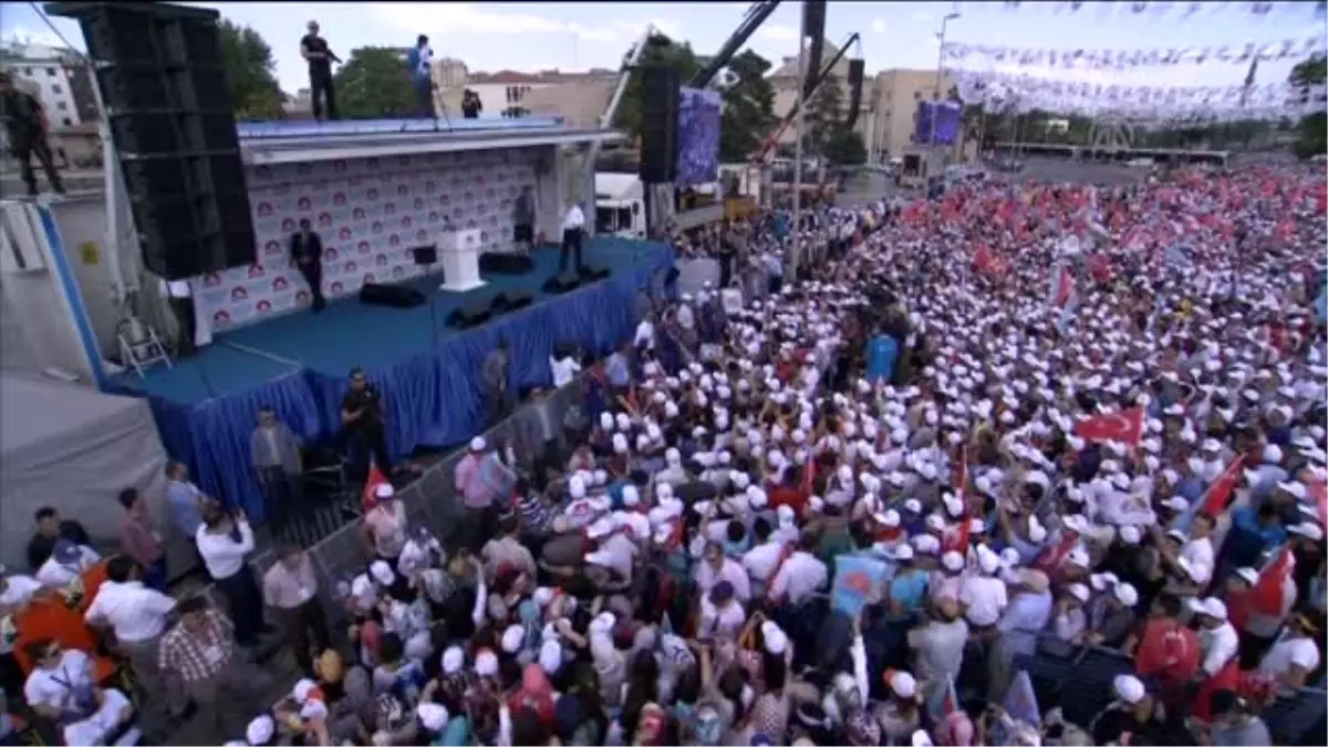 Erdoğan: "Bu davada yol arkadaşını yolda satmak yoktur\'\' -