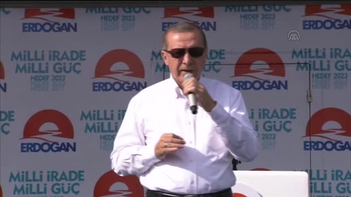 Erdoğan: "Herkes susarken, Türkiye cesaretle konuşuyor\'\' -