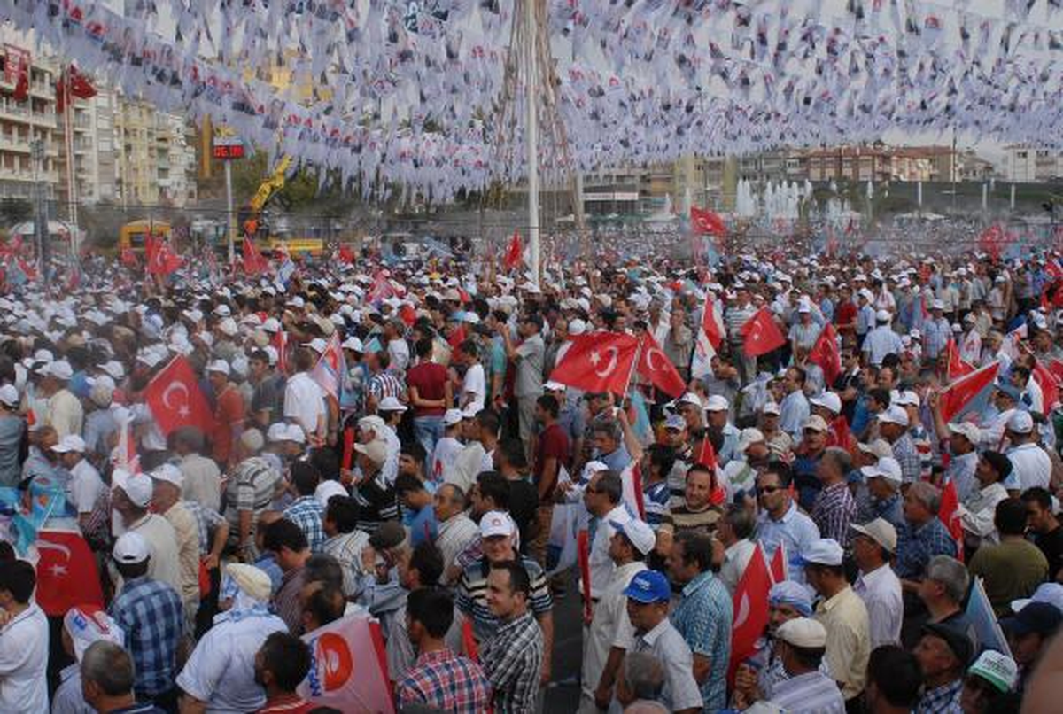 Erdoğan\'ın Mitinginde 20 Kişinin Cüzdanı Çalındı