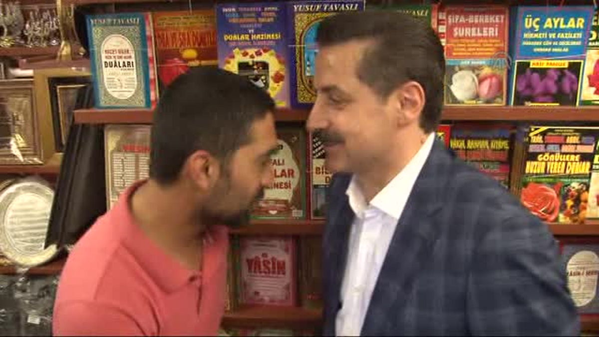 Faruk Çelik: \'\'Başbakanımız ile tanıtılmayan, tanıtılmaya çalışılan adaylar arasında bir seçim yarışı var\'\' -