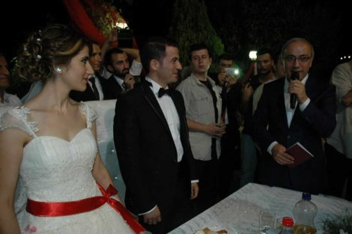 Gelin "Hayır" Dedi, Bakan Bakakaldı