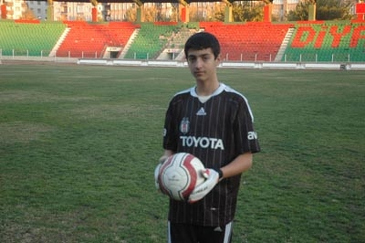 Genç Kaleci Mahmut\'un Gözü A Takımda