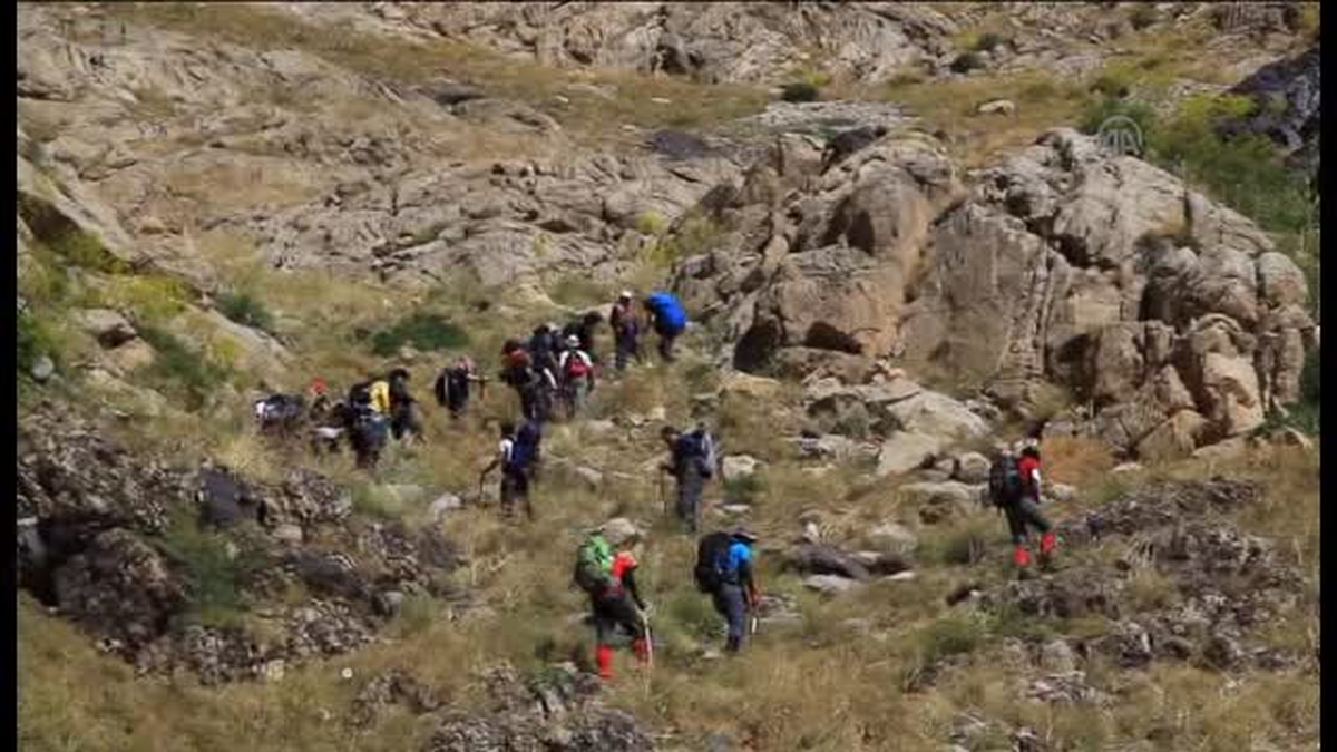 Hakkari dağları, dağcıların gözdesi oldu