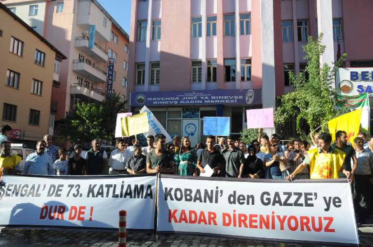Hakkari\'de IŞİD Protestosu