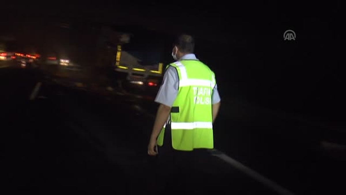 Kamyon ile tır çarpıştı: 1 yaralı -