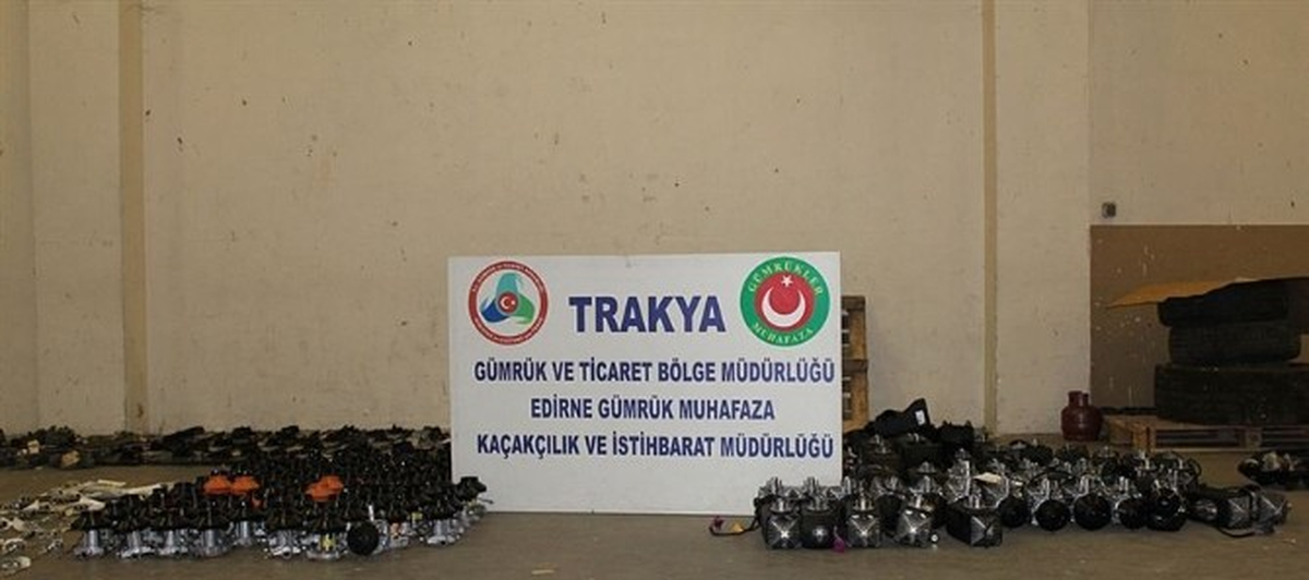 Kapıkule\'de 210 Bin TL Değerinde Kaçak Oto Parçası Yakalandı