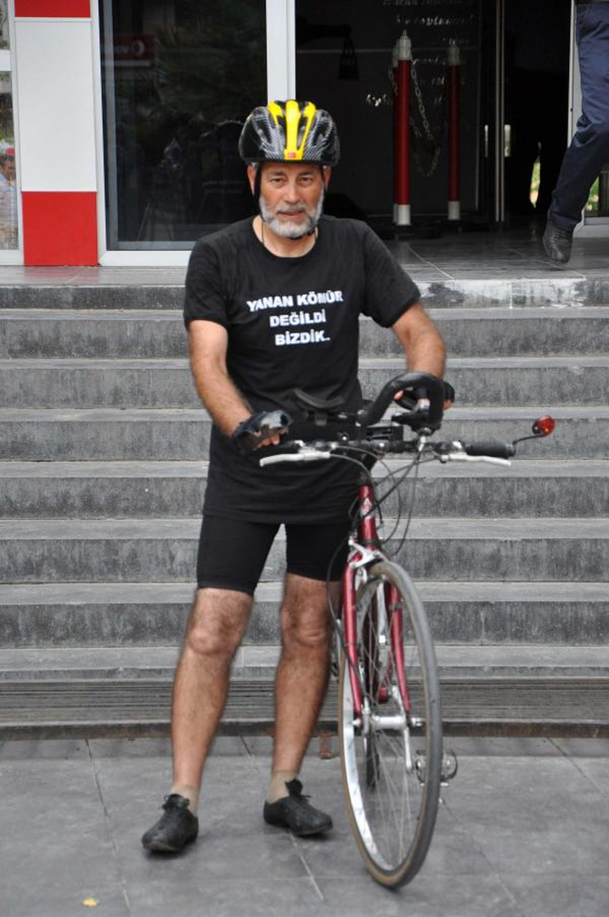 Maden Şehitleri İçin 324 Kilometre Pedal Çevirdi