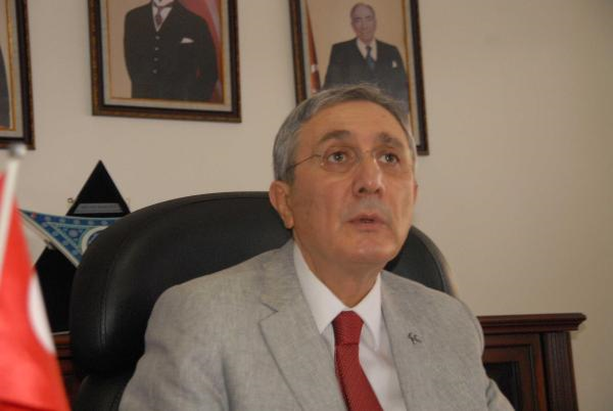 MHP\'li Ayhan\'dan Başbakan\'a \'Paralel Yapı\' Eleştirisi