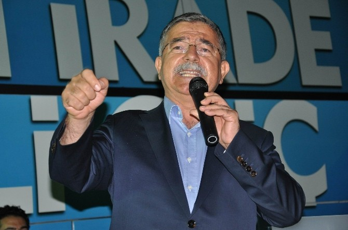 Bakan İsmet Yılmaz: Elli Kedi Bir Araya Gelse Bir Aslan Etmez