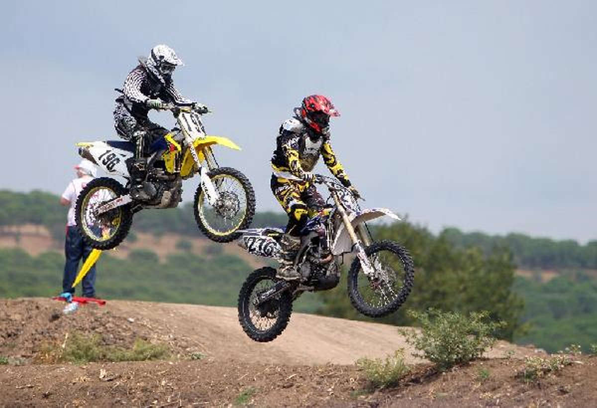 Motokros Şampiyonası Gönen\'de Start Aldı