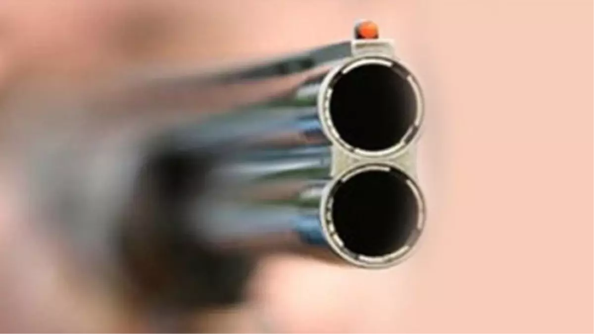 Niğde\'de Av Tüfeğiyle Saldırı: 1\'i Ağır 4 Yaralı