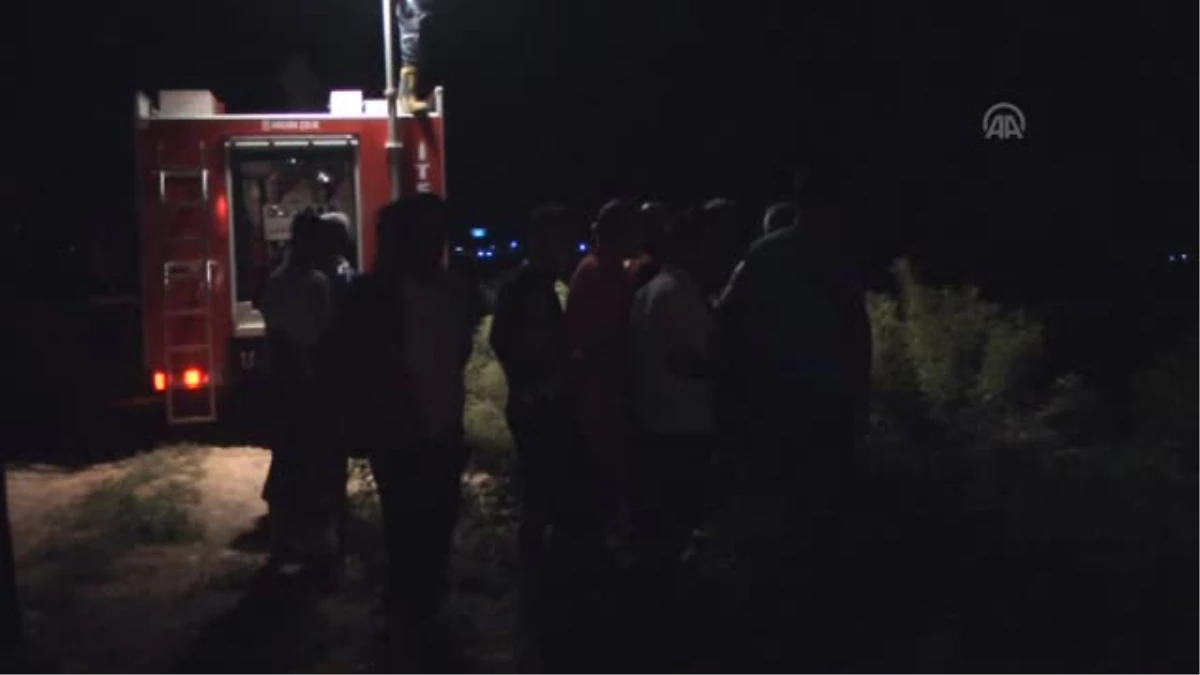 Şanlıurfa\'da Otomobil Sulama Kanalına Düştü: 1 Yaralı