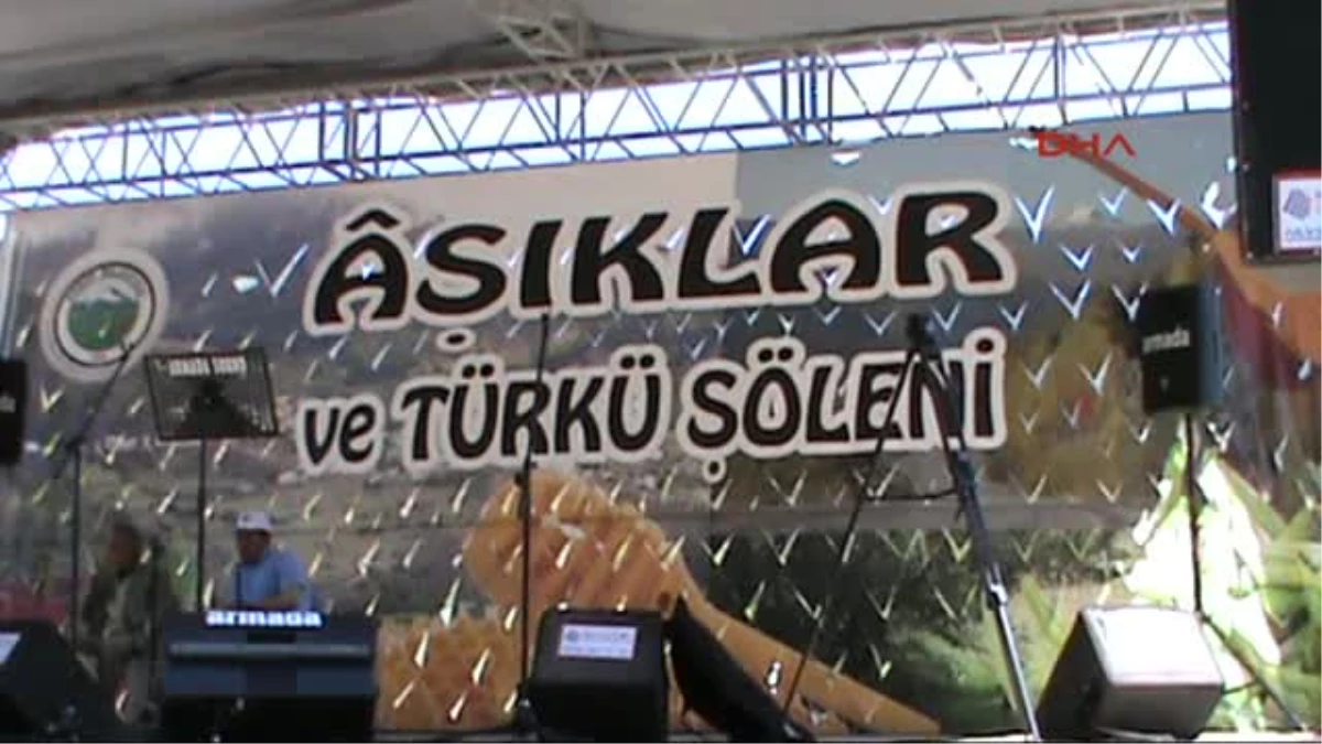 Posof\'ta Aşıklar ve Türkü Şöleni